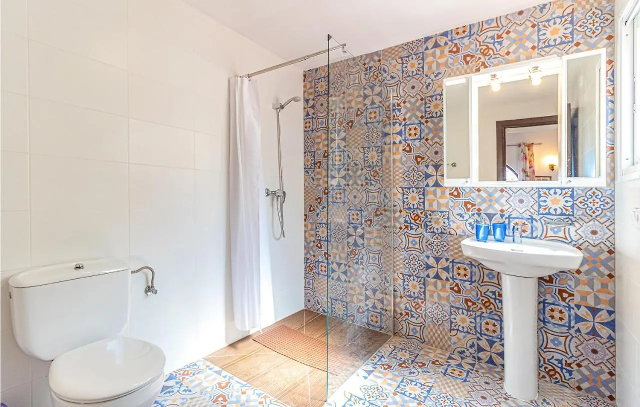 Lovely Home In Frigiliana With Kitchen Сasa de vacaciones