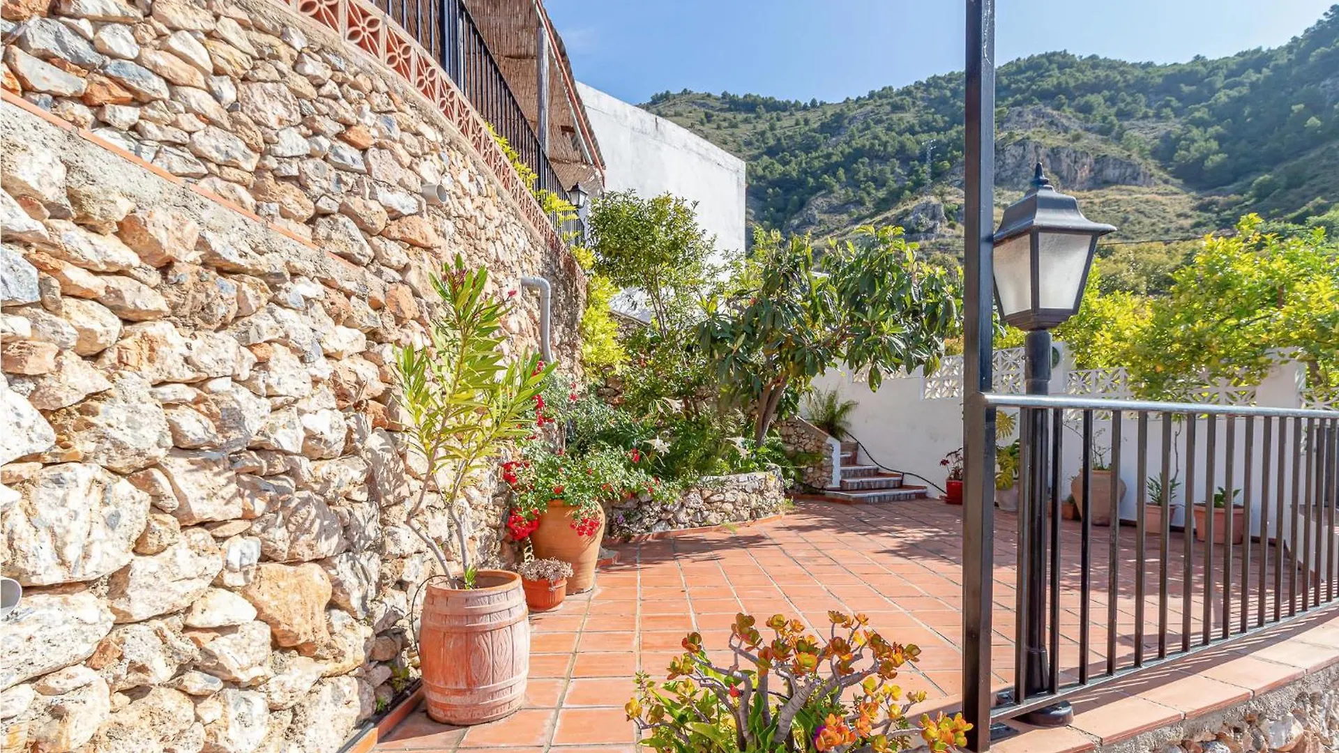 Lovely Home In Frigiliana With Kitchen 0*,